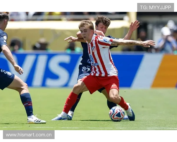 世俱杯前沿足球科技应用实例：智能穿戴与VAR系统